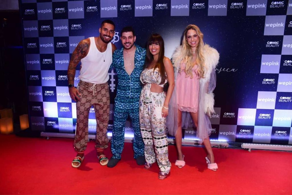 bil araujo, caio afiune, thais braz e sarah andrade na festa do pijama de virginia fonseca