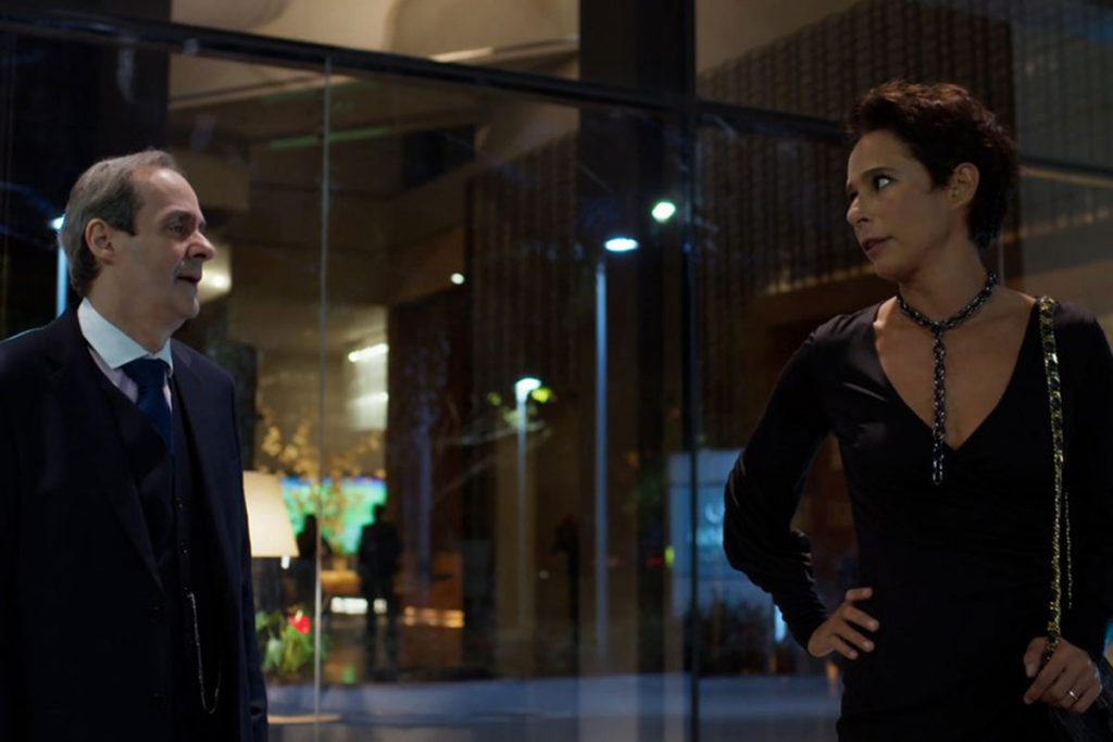 Tulio (Daniel Dantas) e Rebeca (Andrea Beltrão) em Um Lugar Ao Sol