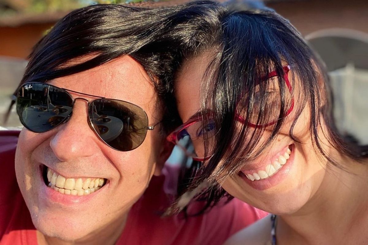 Dudu Braga em selfie com a esposa, Valeska Braga