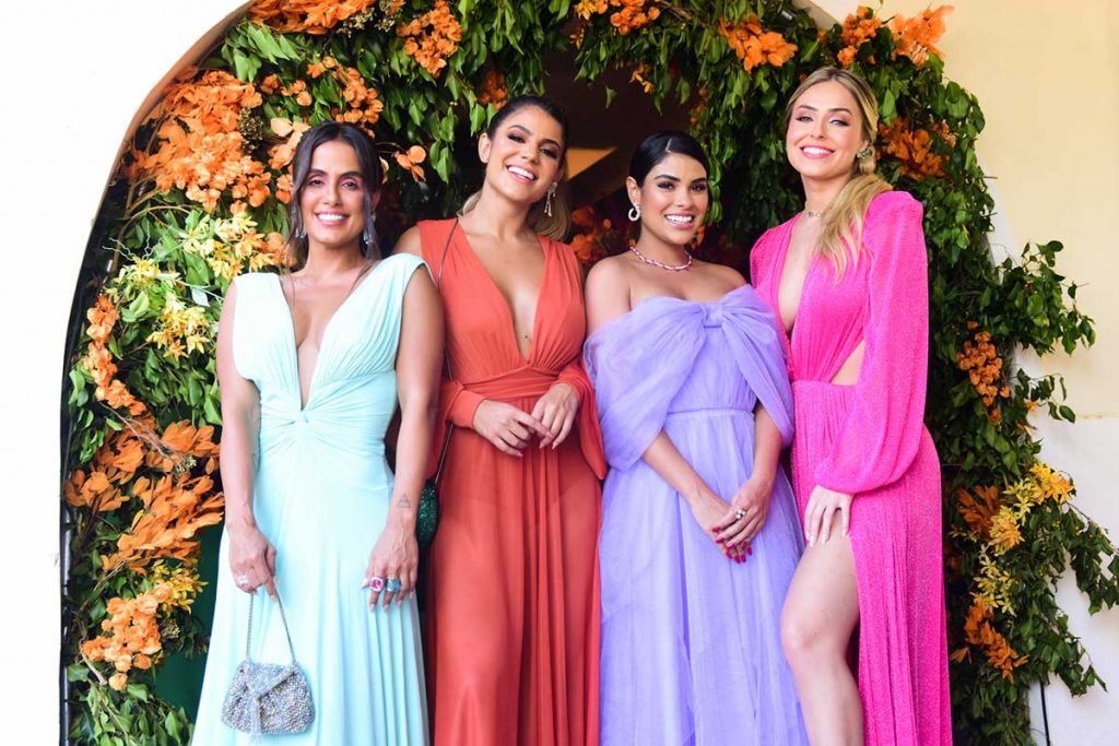 Carol Peixinho, Hariany Almeia, Munik Nunes e Paula Sperling