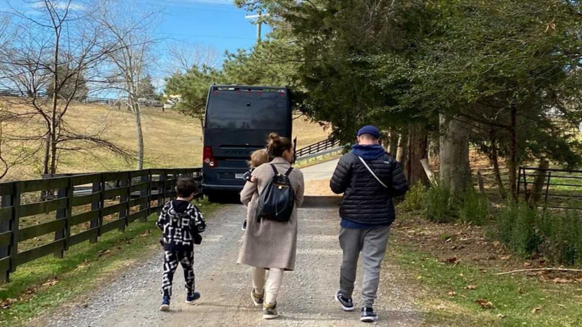 Jessica Biel e Justin Timberlake com os filhos