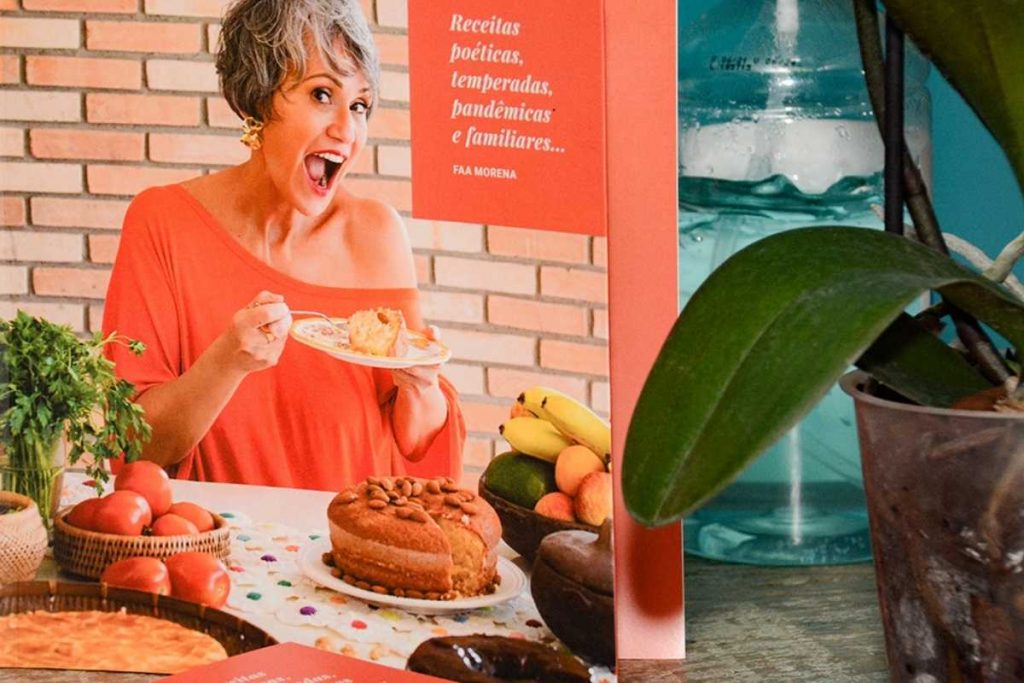livro de faa morena “Receitas Poéticas, Temperadas, Pandêmicas e Familiares...”,