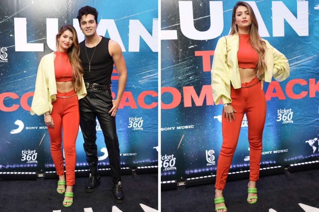 Luan Santana posa com a namorada, Izabela Cunha