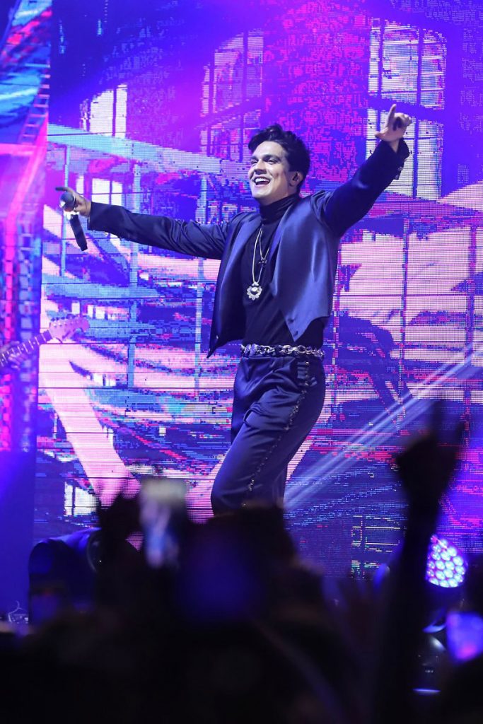 Luan Santana se apresenta, no Rio de Janeiro, com a turnê The Comeback