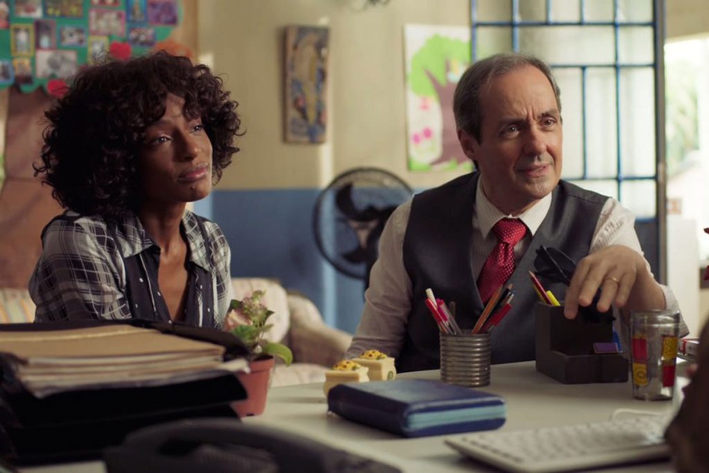 Tulio (Daniel Dantas) e Ruth (Pathy Dejesus) em Um Lugar Ao Sol