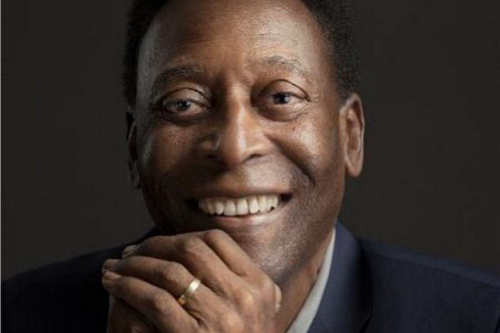 Pelé sorrindo