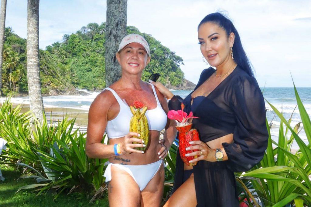 Helen Ganzarolli ao lado de Hortência