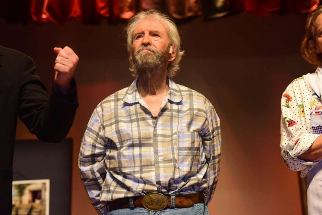 Covid-19: Juca de Oliveira comemora retorno aos palcos