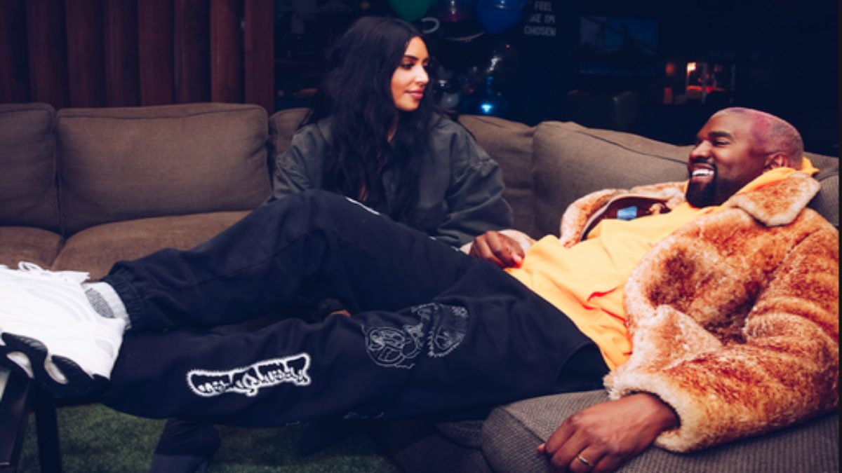 Kim Kardashian conversa com Kanye West
