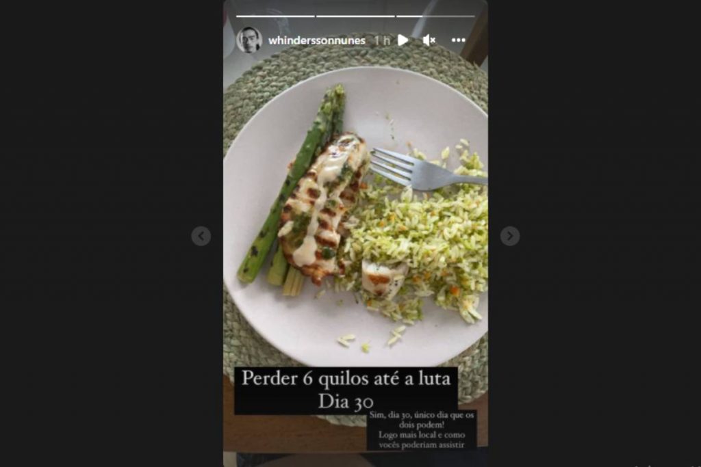 stories de whindersson nunes se alimentando em meio a dieta para luta de boxe