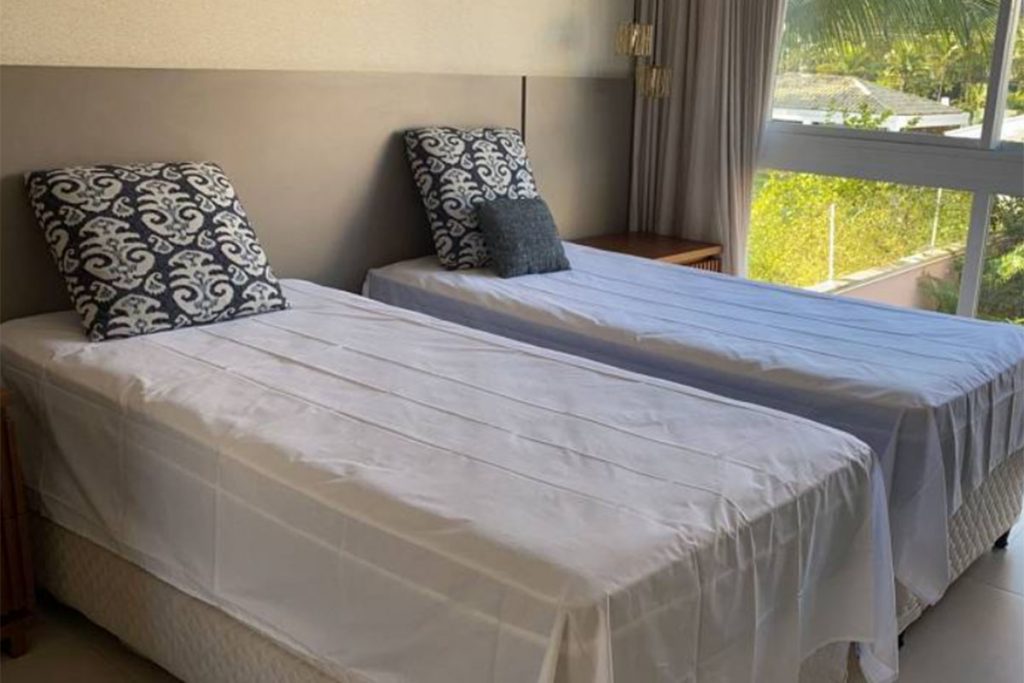 Uma das suítes da mansão