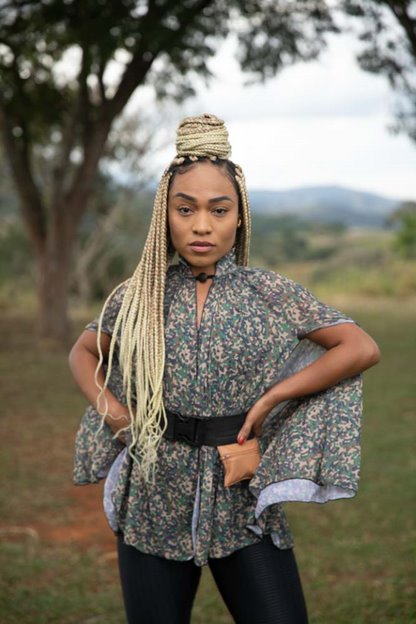 ÁDILA ALVES, 27 anos