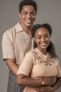 Bento (Pedro Guilherme) e Letícia (Larissa Nunes)