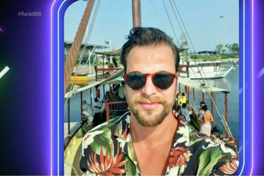 Gustavo estará na casa de vidro do BBB22