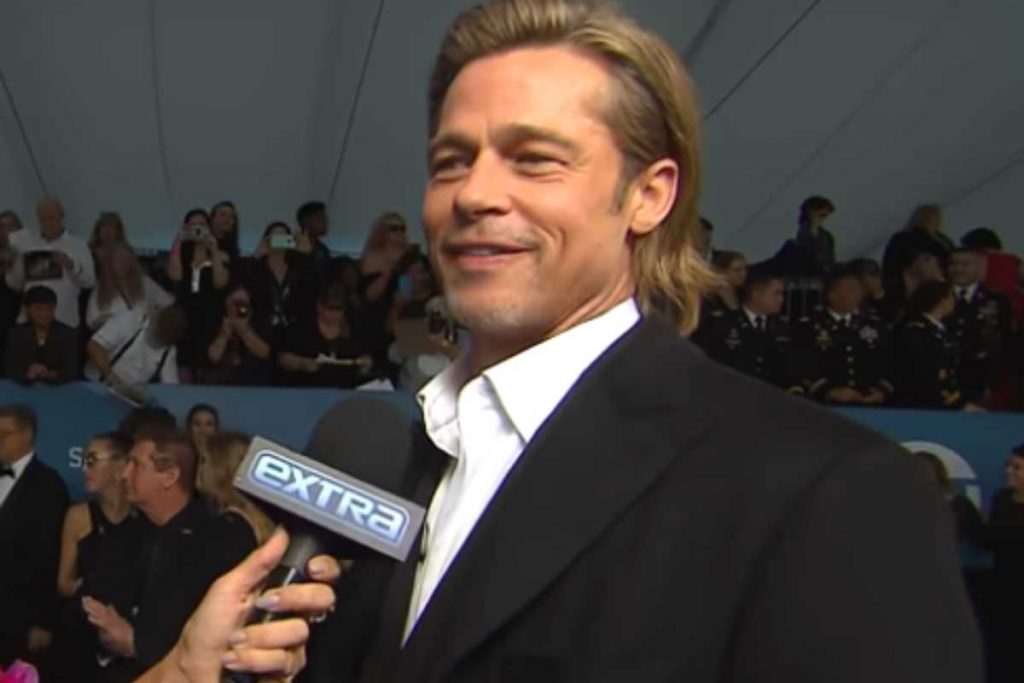 Brad Pitt entrevista Extra