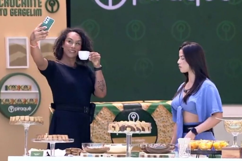 Linn da Quebrada e Larissa