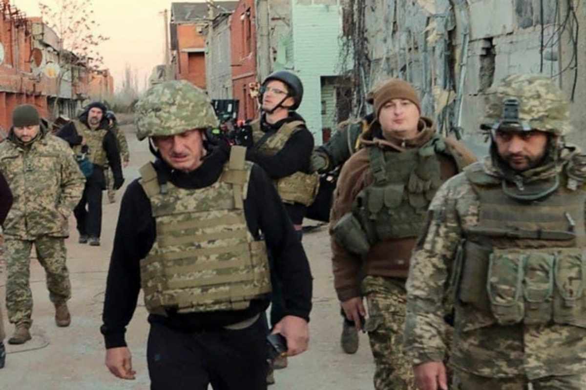 Sean Penn filma documentário na Ucránia