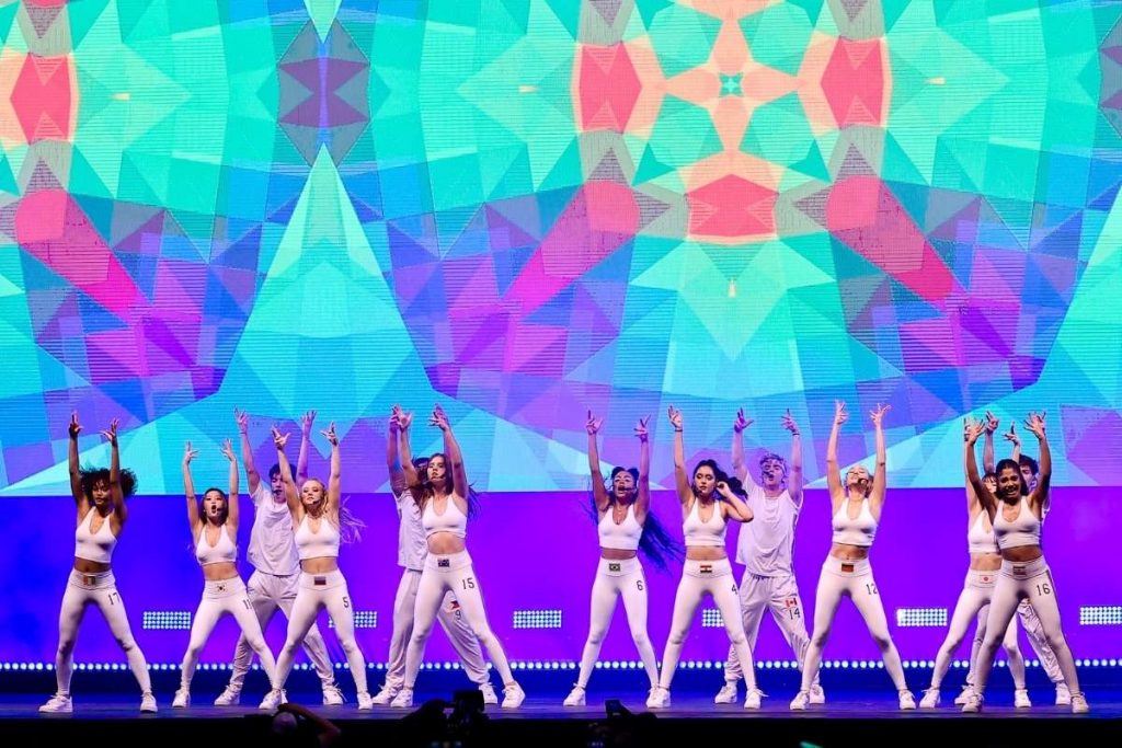 Veja as fotos do primeiro show do Now United em São Paulo