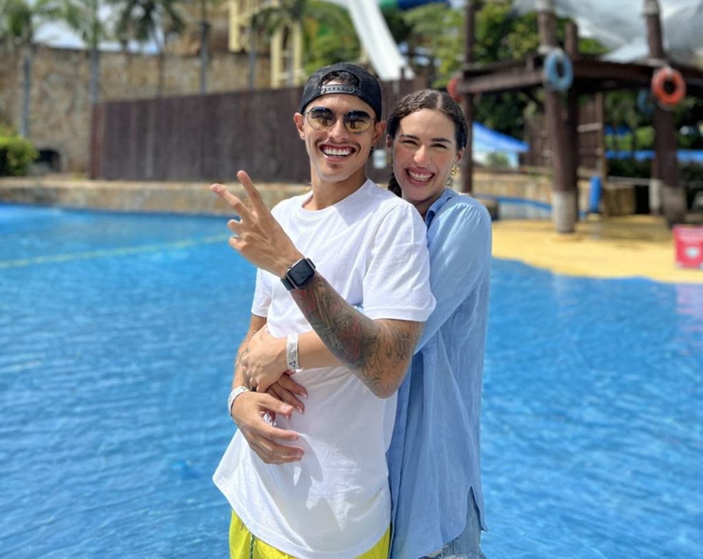 Livian Aragão e Jota