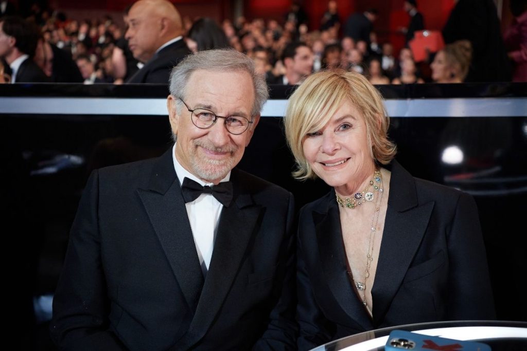 Steven Spielberg e Kate Capshaw a - plateia do oscar 2022