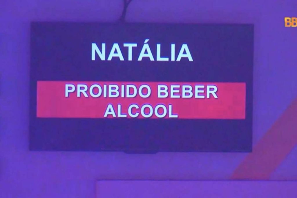 BBB22: Produção proíbe Natália de beber após barraco