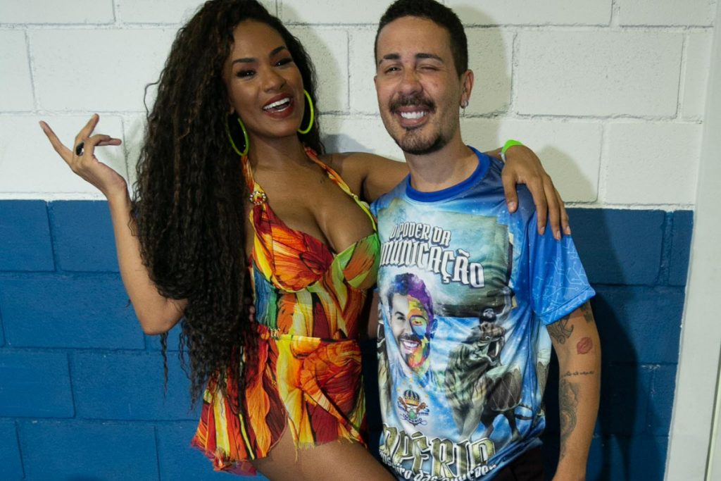 Famosos vão a ensaio na quadra da Império de Casa Verde