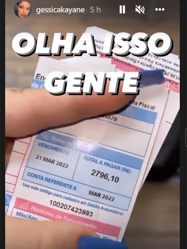 Gkay mostra valor da conta de luz