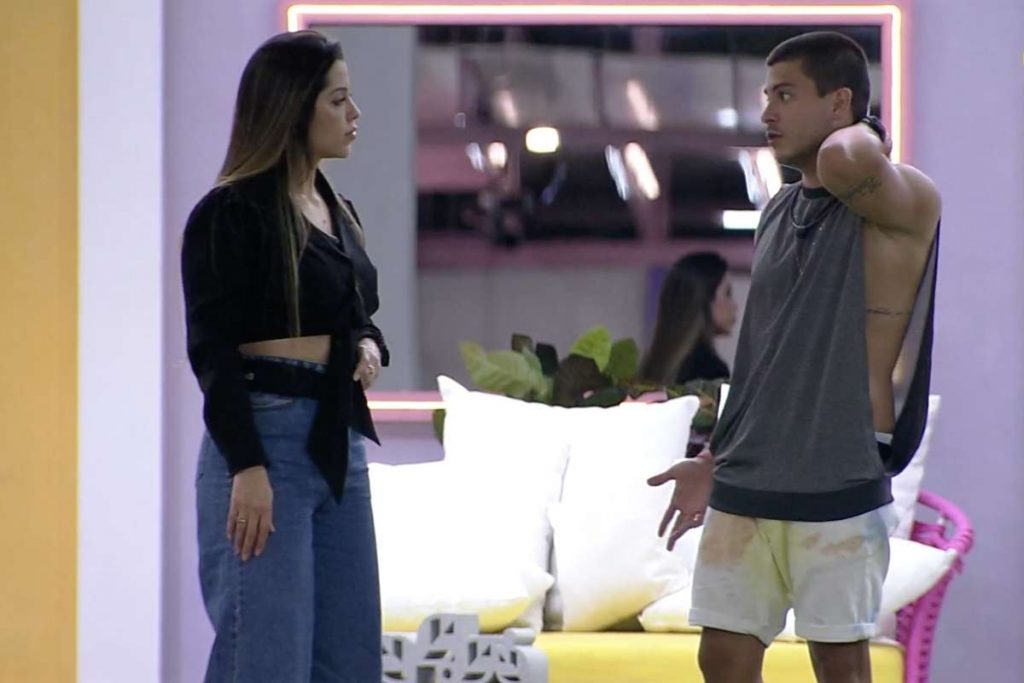 Laís e Arthur Aguiar reagem a briga e se acertam