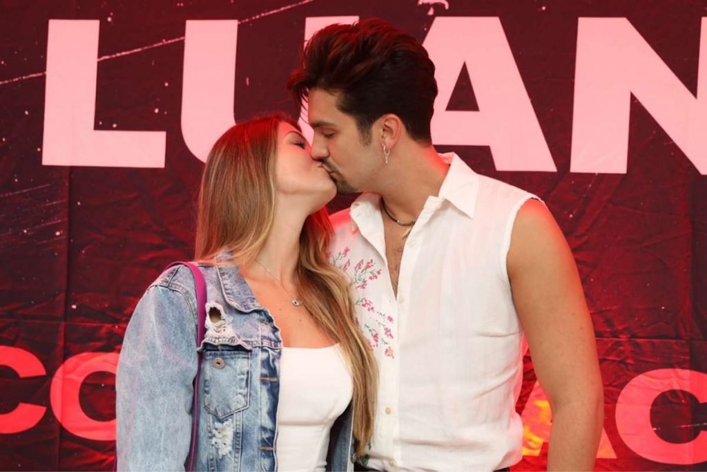 Luan Santana e a namorada, Izabella Cunha