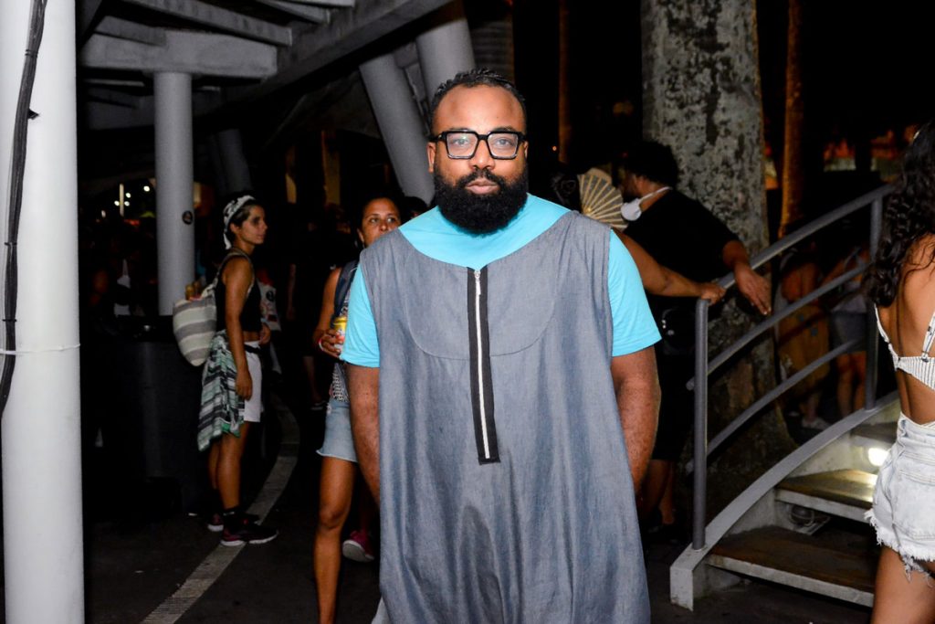 Rodrigo França em evento para Marielle Franco