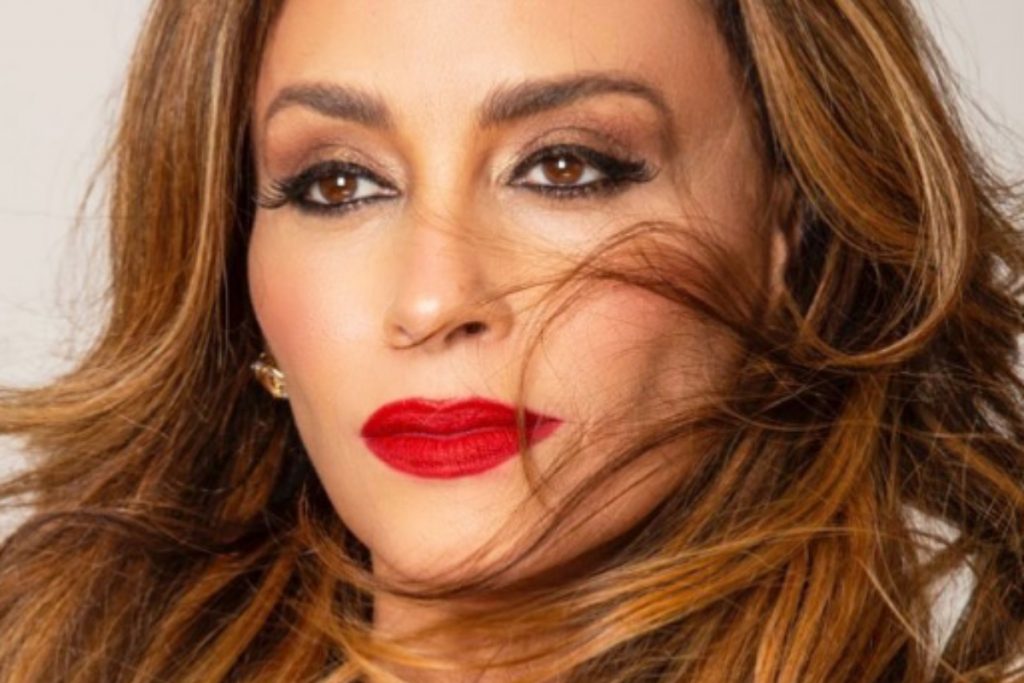 Suzana Pires revela o que já fez para ter igualdade entre os homens