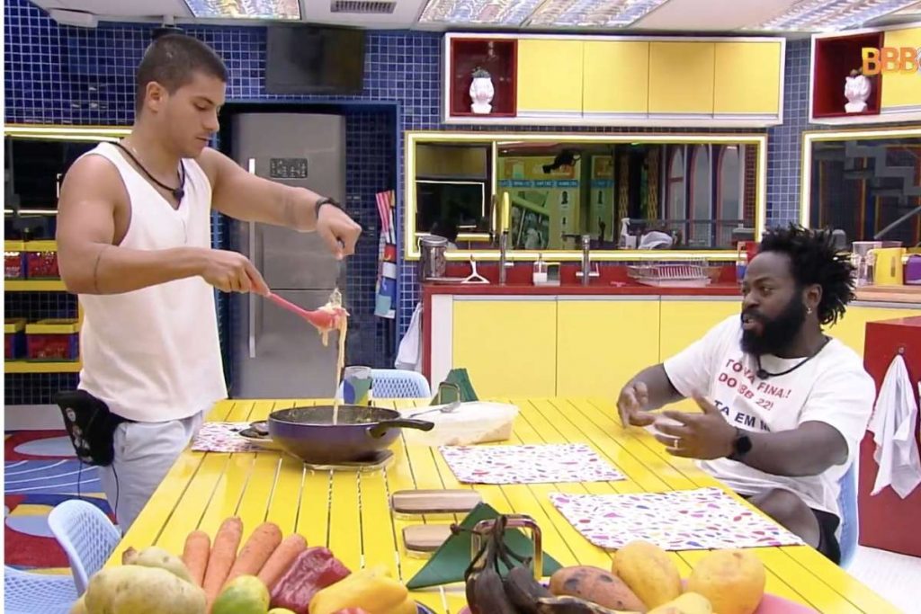 Arthur Aguiar quer despedida do BBB22 com comilança