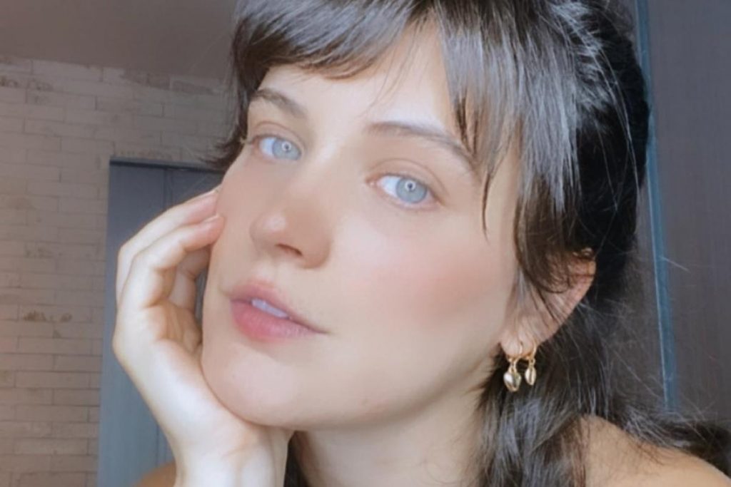 Bianca Bin posando para selfie