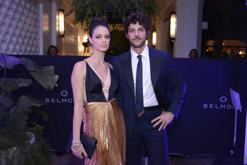 chay suede e laura neiva no baile da vogue 2022