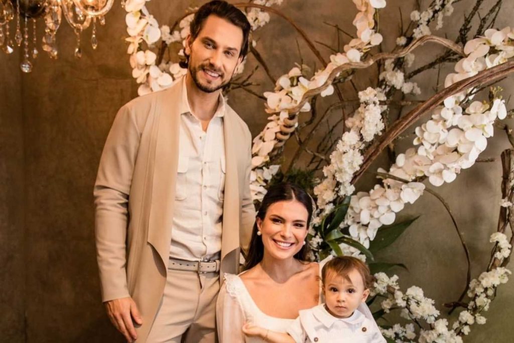 Eliéser Ambrósio, Kamilla Salgado e o filho, Bento