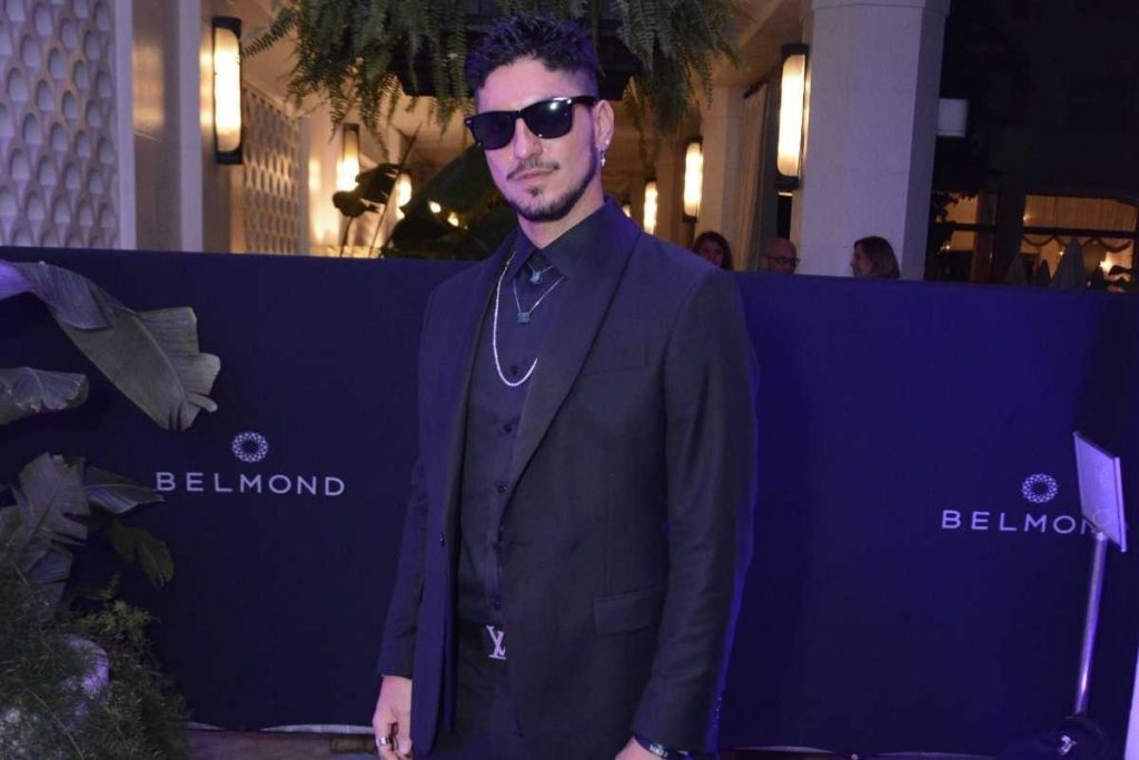 gabriel medina no baile da vogue 2022