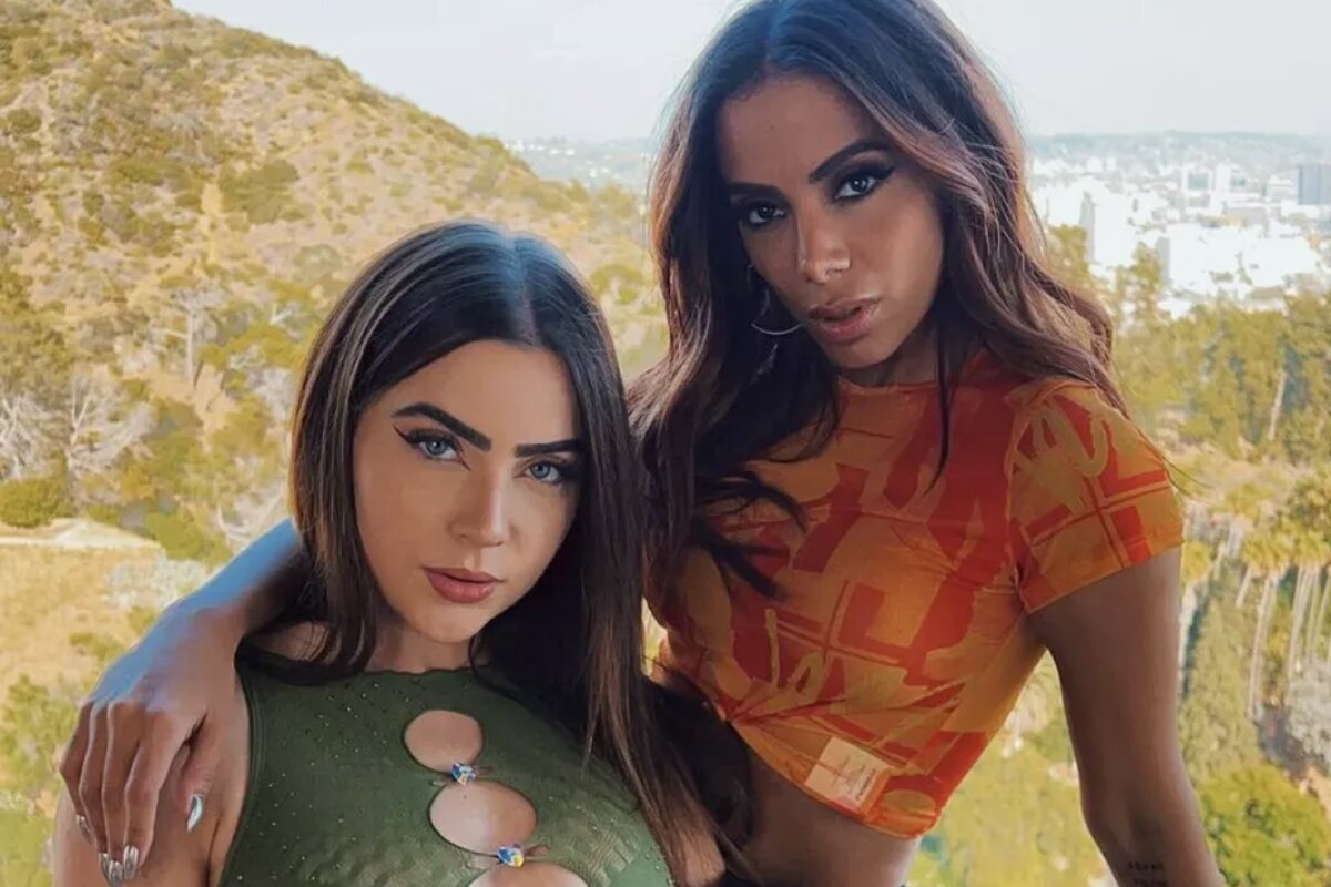 Jade Picon e Anitta dividem trabalho em Los Angeles