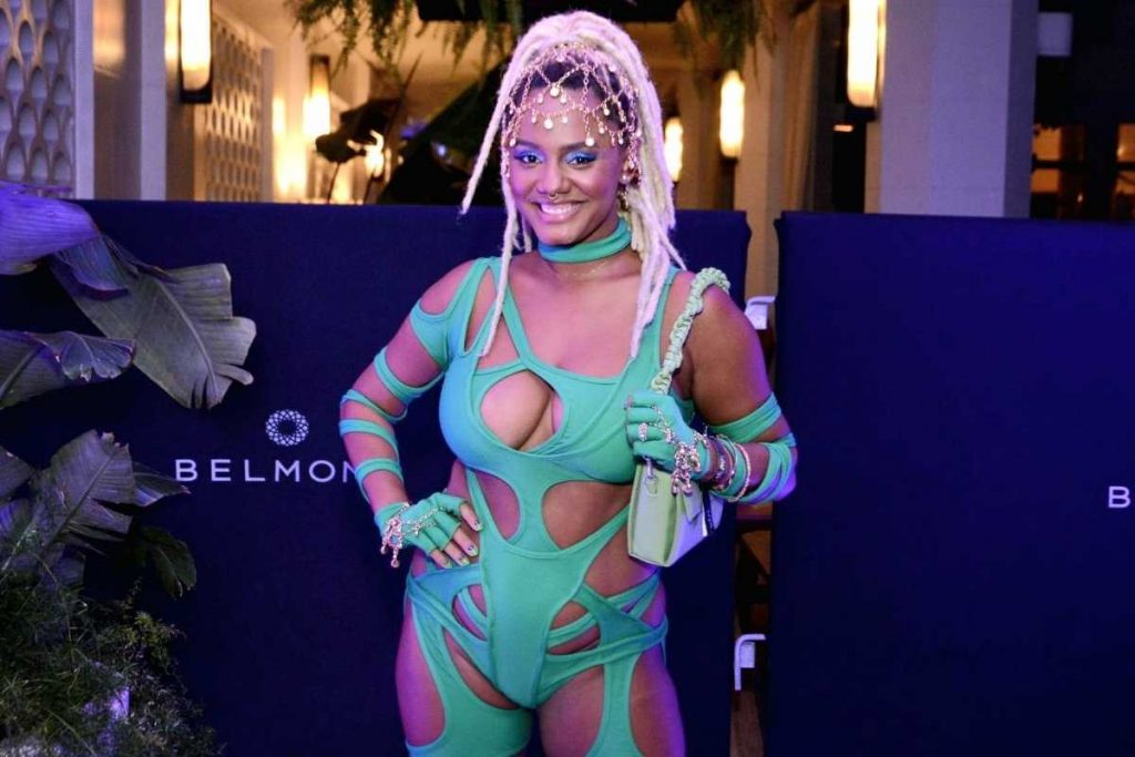 jessica ellen no baile da vogue 2022