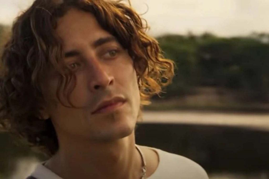 Jove (Jesuíta Barbosa) em Pantanal