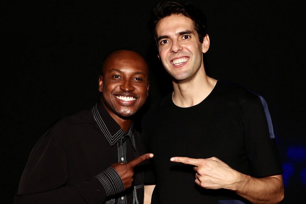 Kaká também tirou fotos com Thiaguinho