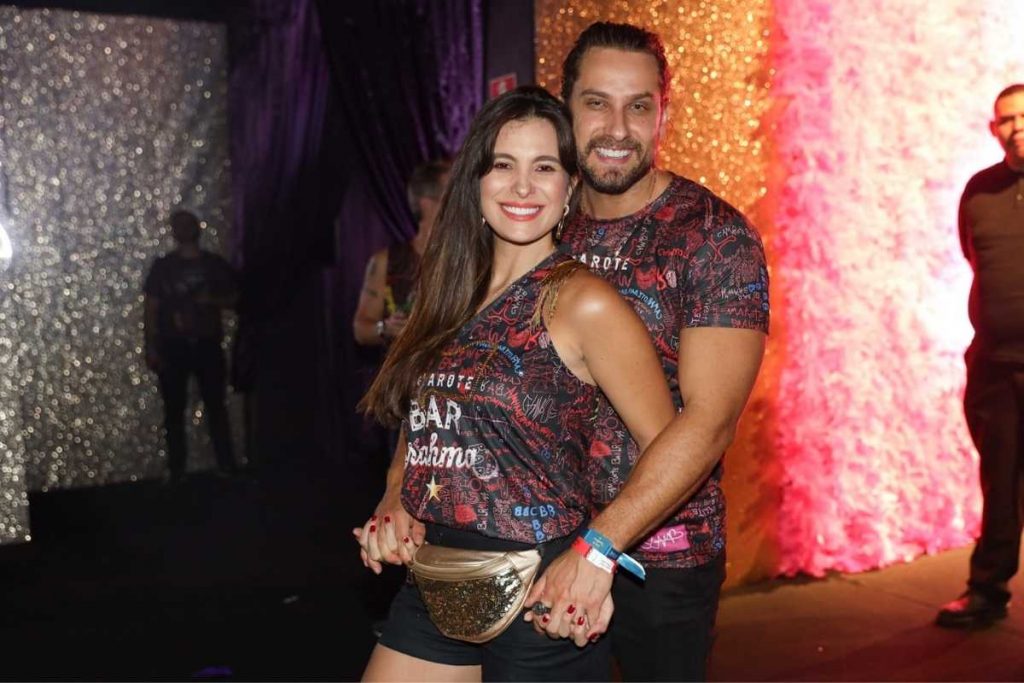 kamilla salgado e eliéser ambrósio curtindo camarote bar brahma