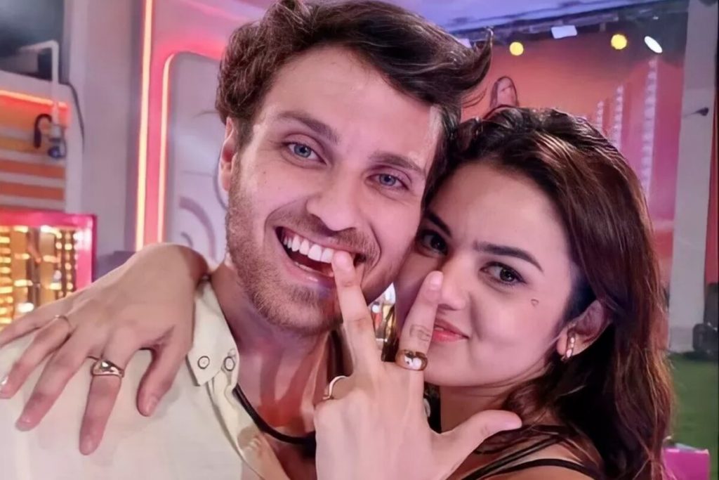 Lucas e Eslovênia abraçados