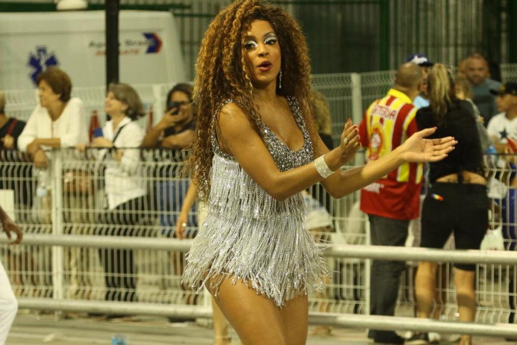 Lumena Aleluia no ensaio da Tom Maior no Anhembi