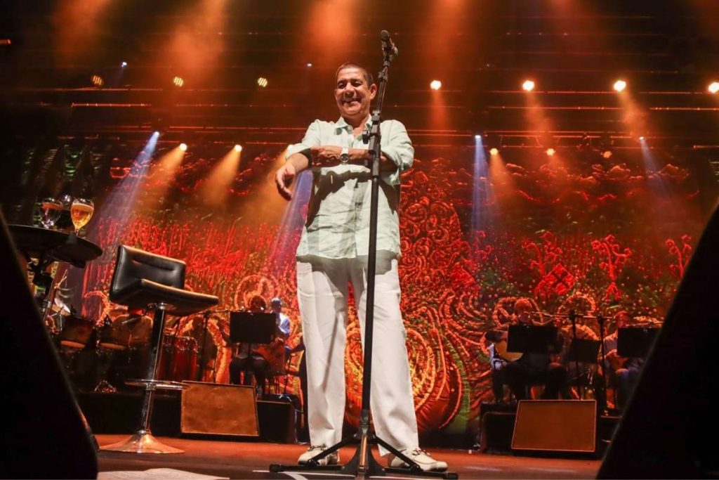 Zeca Pagodinho apresenta o show