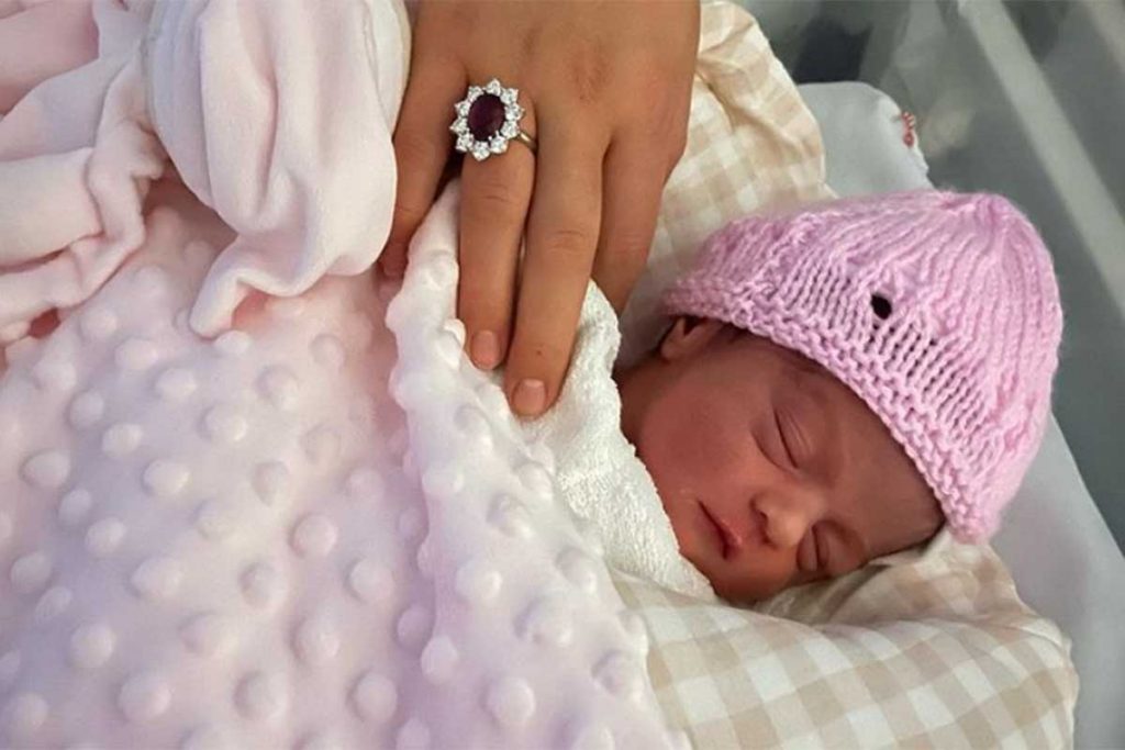 Filha caçula de Cristiano Ronaldo e Georgina Rodríguez