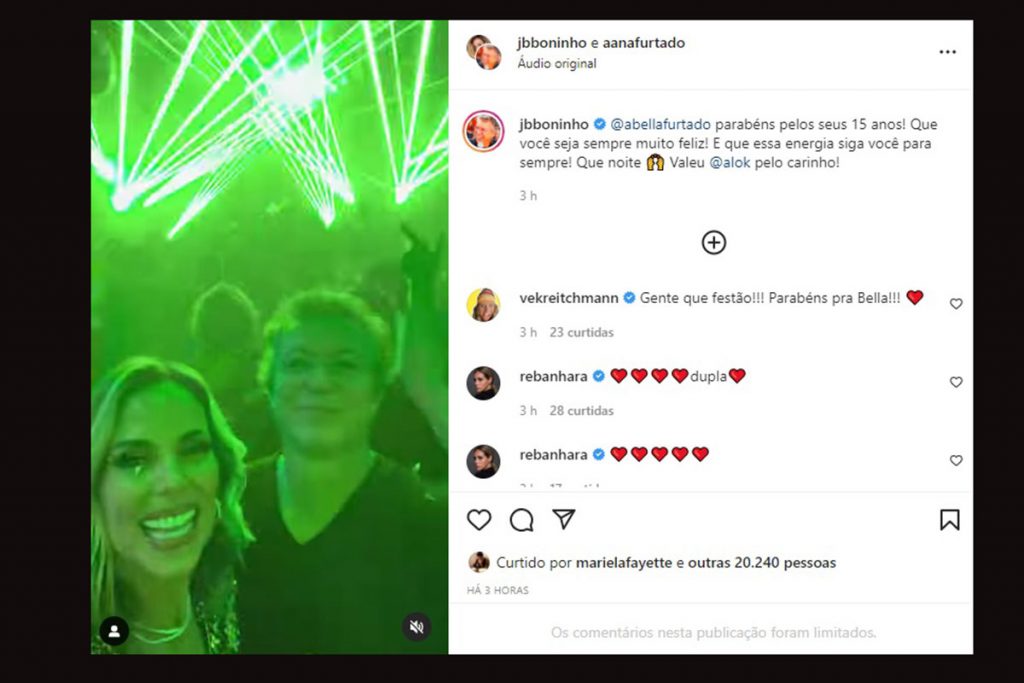 Boninho se diverte muito na festa da filha