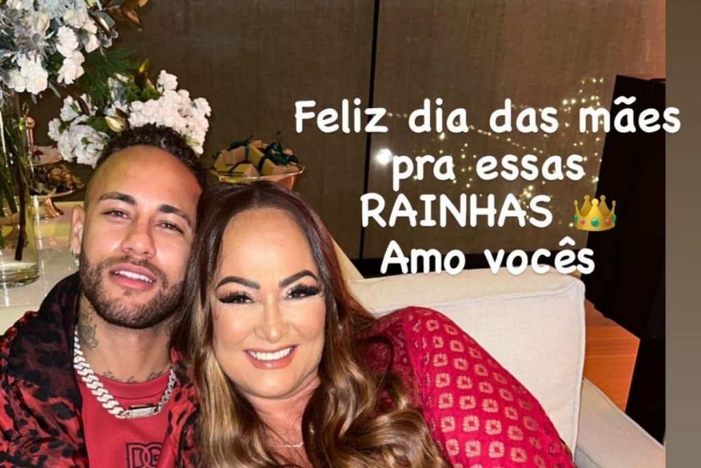 neymar celebrando dia das mães