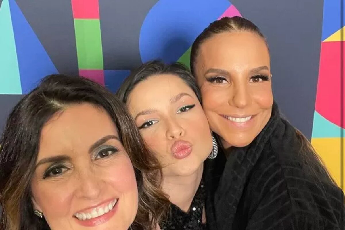 Fátima Bernardes, Juliette e Ivete Sangalo no show da baiana