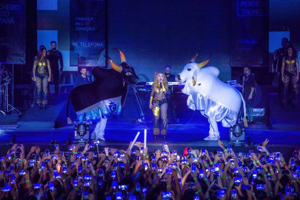 joelma gravando dvd de show em manaus da turnê isso é calypso