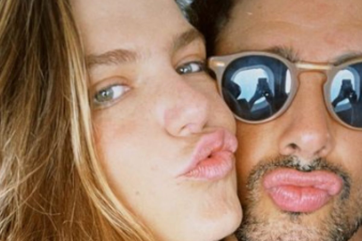 Selfie em casal de Mariana Goldfarb e o marido Cauã Reymond